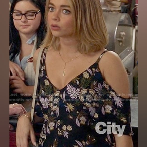 A.L.C. | Silk Off the Shoulder Blouse - Picture 2 of 6